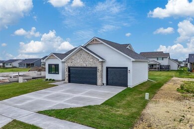 140 NW Crabtree Ln, Waukee, IA 50263 - photo 4