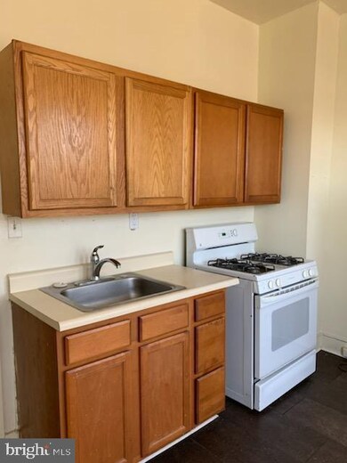 1719 N Broadway, Baltimore, MD 21213 - photo 3