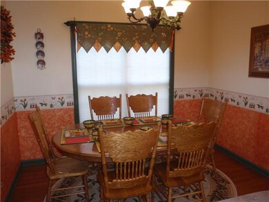 Kitchen has an eat in breakfast area
