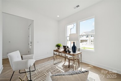 6007 Moonglade Ln unit 427, Charlotte, NC 28269 - photo 6