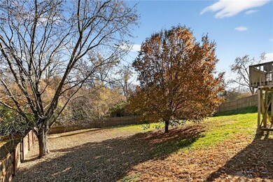 1813 N Jennings Rd, Independence, MO 64058 - photo 7