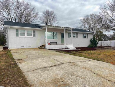 713 Cross Anchor Rd, Woodruff, SC 29388 - photo 3