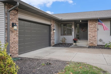 22966 Bainbridge Dr, Elkhart, IN 46514 - photo 2