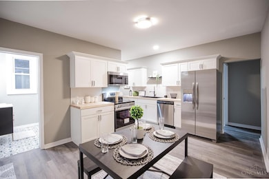 130 Baker Ave, Cincinnati, OH 45217 - photo 7