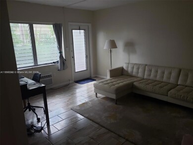 8040 Tatum Waterway Dr unit 7, Miami Beach, FL 33141 - photo 5