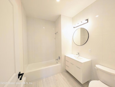 3865 Amboy Rd unit 4b, Staten Island, NY 10308 - photo 6