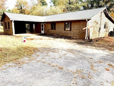 5490 Hulsey Cir, Gainesville, GA 30504 - photo 2