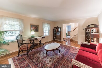 294 S Woodmont Dr, Downingtown, PA 19335 - photo 4