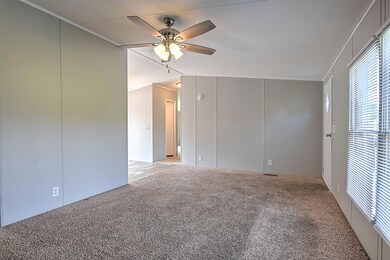 956 Campbell Cir_-7