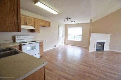 Kitchen and breakfast area