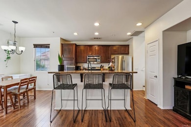 31191 Mountain Lilac Way, Temecula, CA 92592 - photo 3