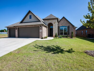 1418 E Washington Place, Broken Arrow, OK 74012 - photo 2