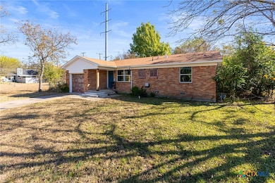1007 Little St, Copperas Cove, TX 76522 - photo 2