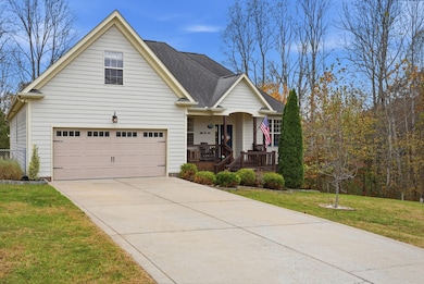 205 Stephen St, Dickson, TN 37055 - photo 3