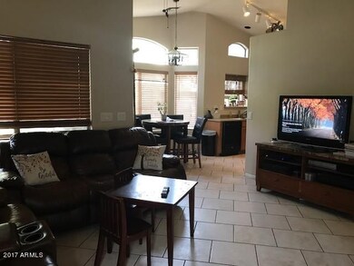 16590 Livngroom