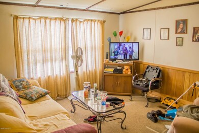 07 - Living Room
