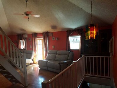 86 Morton Ave, Woonsocket, RI 02895 - photo 4