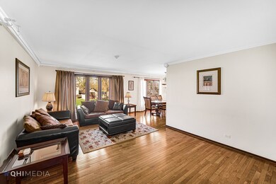 10S190 Alago Rd, Naperville, IL 60564 - photo 7