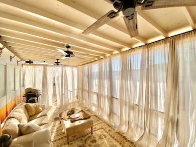 9560AveFBombayBeach-2
