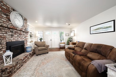 7200 Clifftop Way, Bakersfield, CA 93306 - photo 6