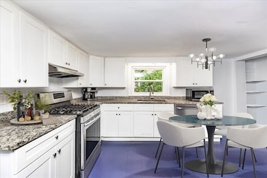 946 Bay Rd unit 2, South Hamilton, MA 01982 - photo 2