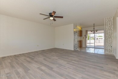 10016 W Cumberland Dr, Sun City, AZ 85351 - photo 7