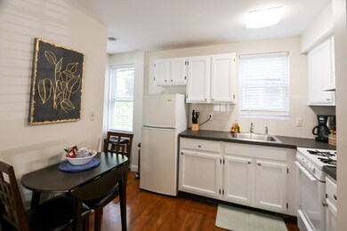 23 Jay St unit FURNSIHED, Cambridge, MA 02139 - photo 3