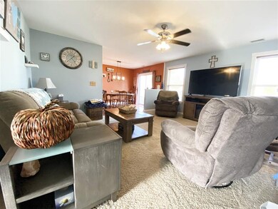 4032 Springmill Dr, Kokomo, IN 46902 - photo 3