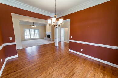 Formal Dining