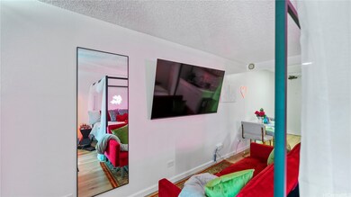 445 Seaside Ave unit 1511, Honolulu, HI 96815 - photo 3