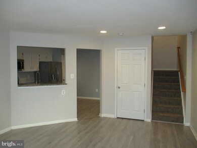 9228 Deer Crossing unit 36, Lorton, VA 22079 - photo 3