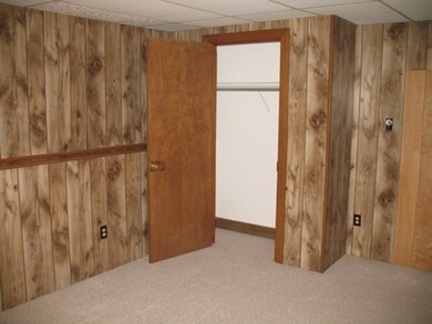 89 Mount Pleasant St unit 2, Milford, MA 01757 - photo 4