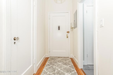 Greenwich Lodge unit 6J, Greenwich, CT 06830 - photo 5