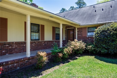 429 Edinburgh Dr, Fayetteville, NC 28303 - photo 2