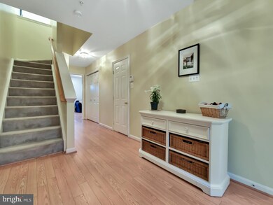 105 Lavenport Cir, Frederick, MD 21702 - photo 3