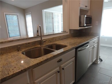 4611 Four Seasons Terrace unit E, Glen Allen, VA 23060 - photo 7