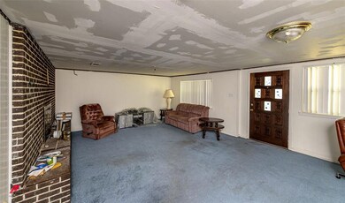 Den Area