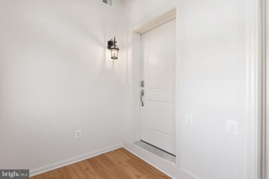 9284 Kos Ln, Manassas, VA 20111 - photo 5