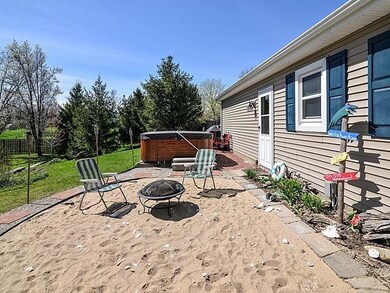 9492 Spring Hollow Ct, Dexter, MI 48130 - photo 7