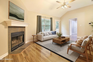 14957-Audubon-Lake-Blvd_LARGE-39
