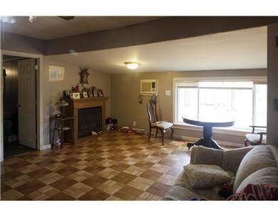 Living Room. Wood parquet floor