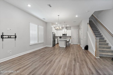 06-Living Room & Dining Room