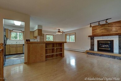 Living Room W/Gas Fireplace