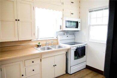 2917 E 29th St, Des Moines, IA 50317 - photo 7