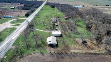 17517 N Us Highway 69, Whitewright, TX 75491 - photo 3