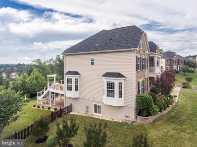 21585 Burnt Hickory Ct, Broadlands, VA 20148 - photo 6