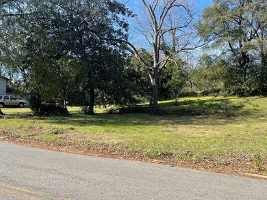 606 Oglethorpe Ave, Americus, GA 31709 - photo 2