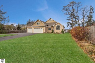 6901 E Birch Point Rd, Traverse City, MI 49684 - photo 3