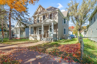 585 Sherburne Ave, Saint Paul, MN 55103 - photo 3