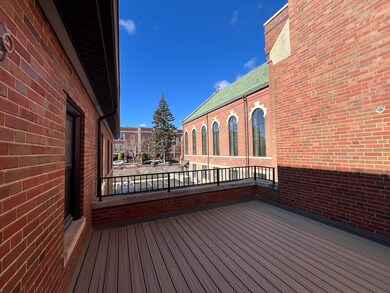 160 Seabury St unit 10, Fall River, MA 02720 - photo 4